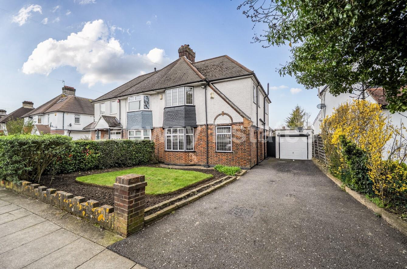 Marsh Lane, Mill Hill, NW7, London
